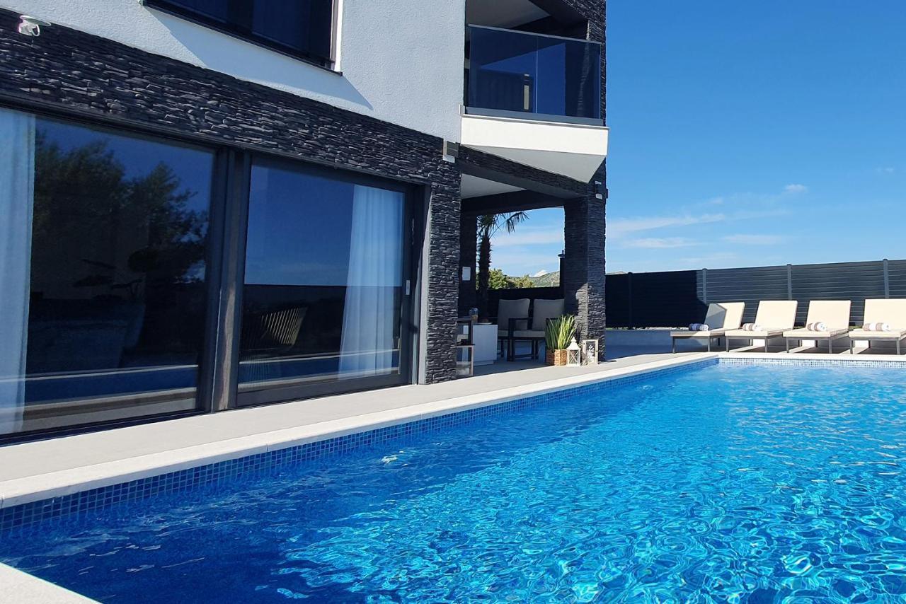 Villa Black Pearl Šibenik Exterior foto